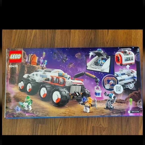 Lego Other - LEGO City 60432 Command Rover & Crane Loader Set 2024 - New & Factory Sealed